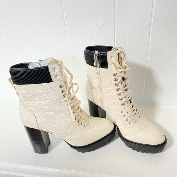 Vince Camuto Ermania Lace Up Combat Boots Platform sz 9M - Picture 2 of 12